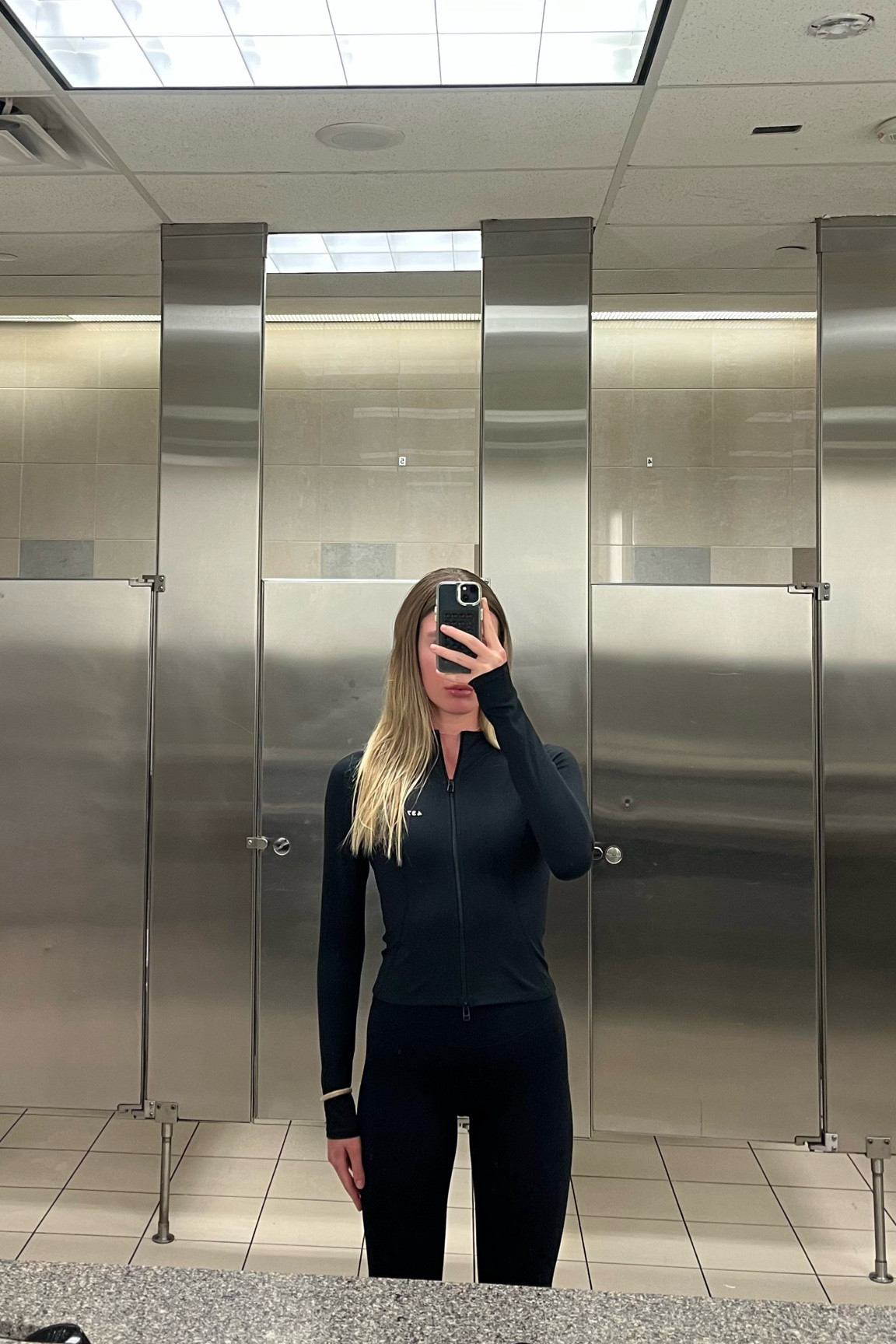 comfy lil airport outfit

#LTKBeauty #LTKActive #LTKFitness