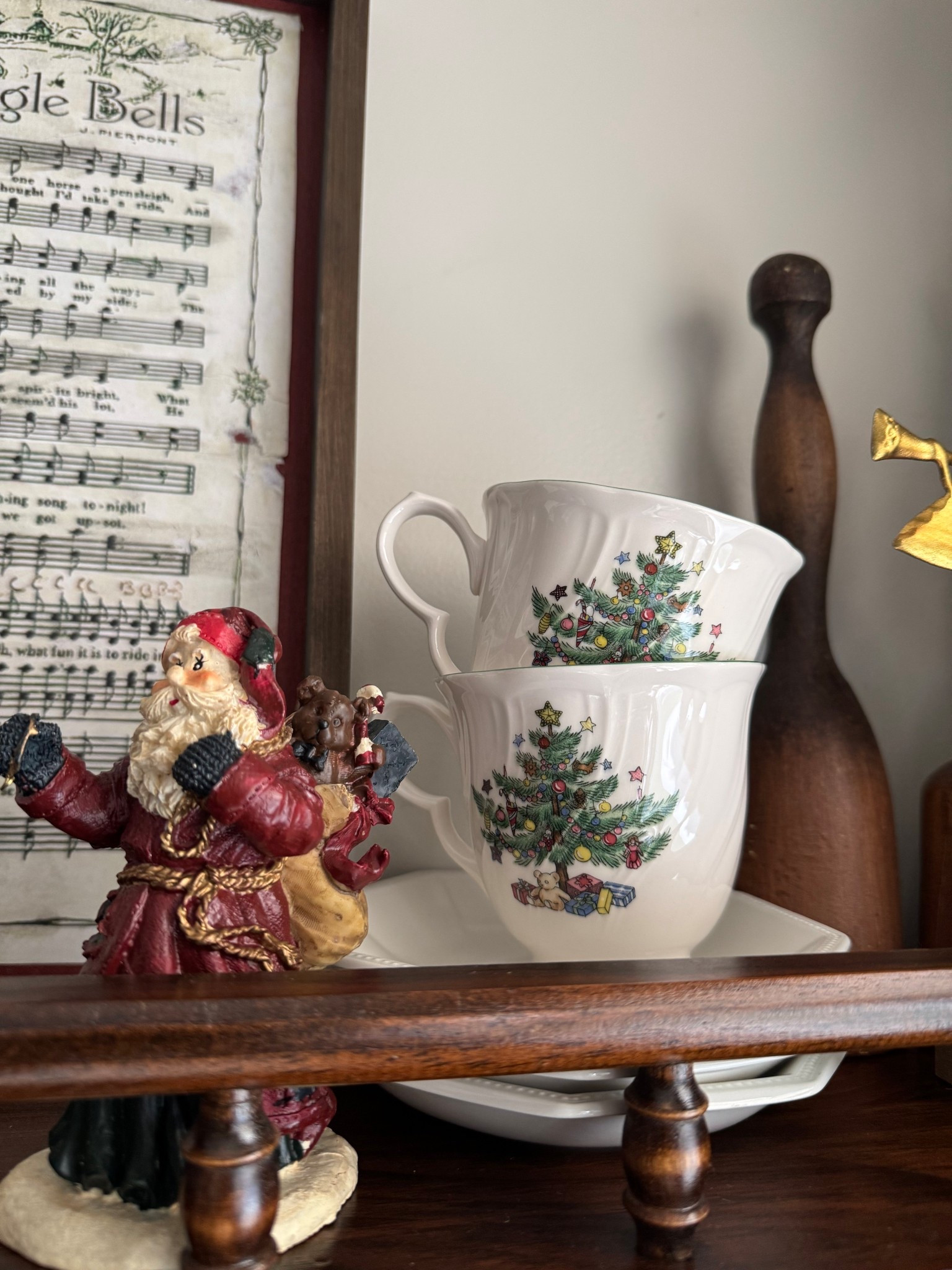 I found mugs that’s very similar to my vintage mugs on Amazon 

#LTKSeasonal #LTKHome #LTKHoliday