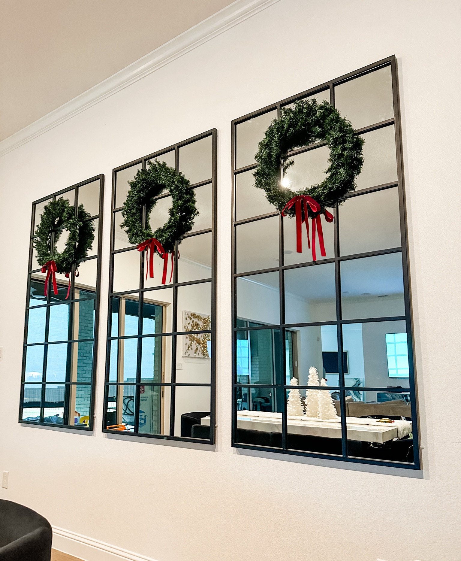 Wreath decor 

#LTKHoliday #LTKSeasonal #LTKhome