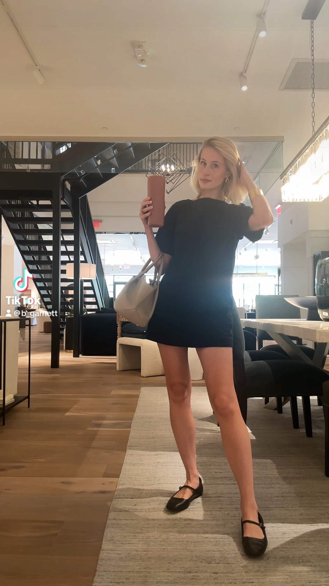 Daily Outfit Vlog day 50

Linen dress | Abercrombie dress | LBD | Mary Jane | ballerina flat | spring outfit | summer outfit #LTKxMadewell

#LTKPetite #LTKFindsUnder100