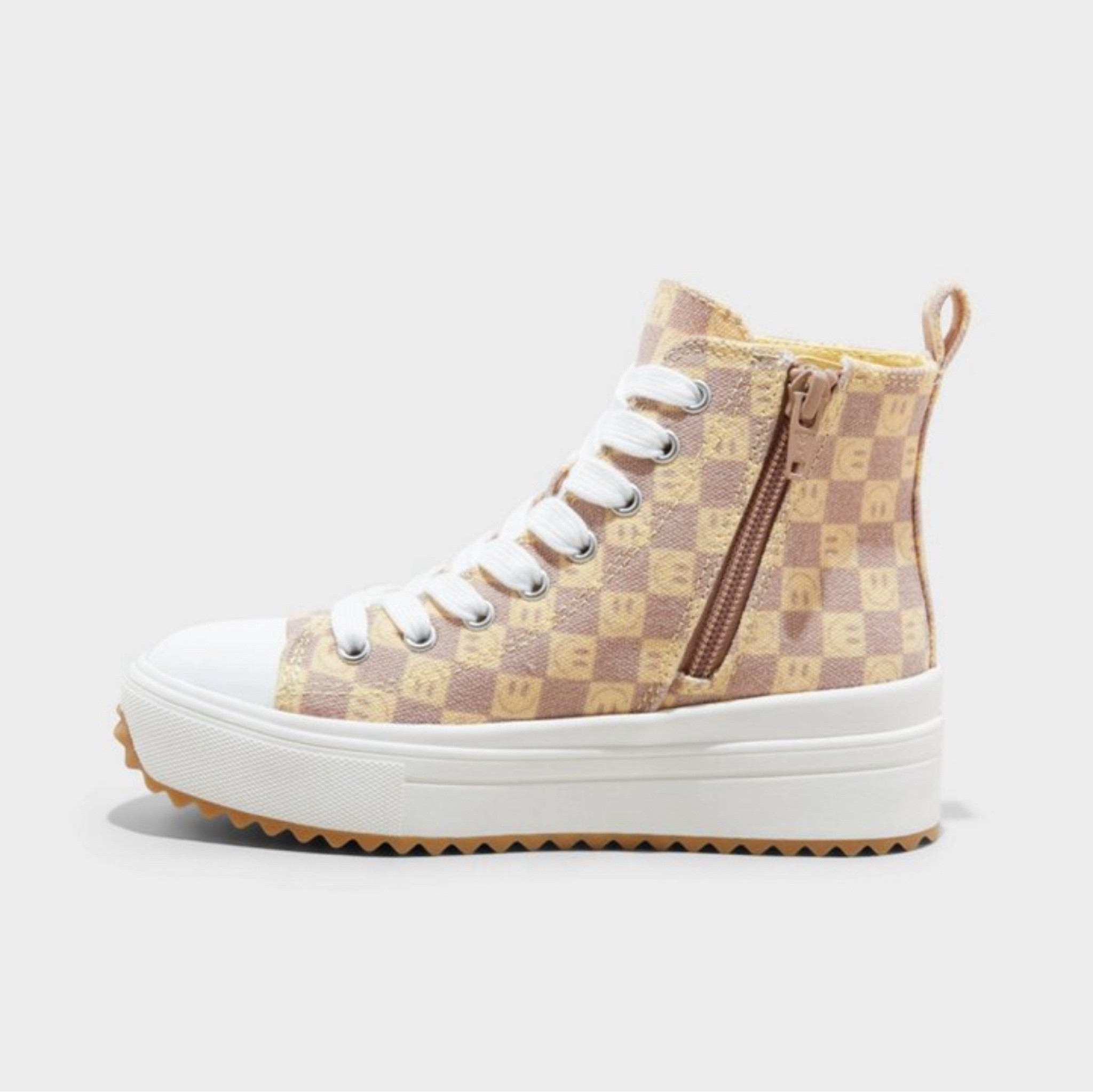 Smiley sneakers for kids 😍

#LTKKids #LTKFindsUnder50 #LTKSeasonal