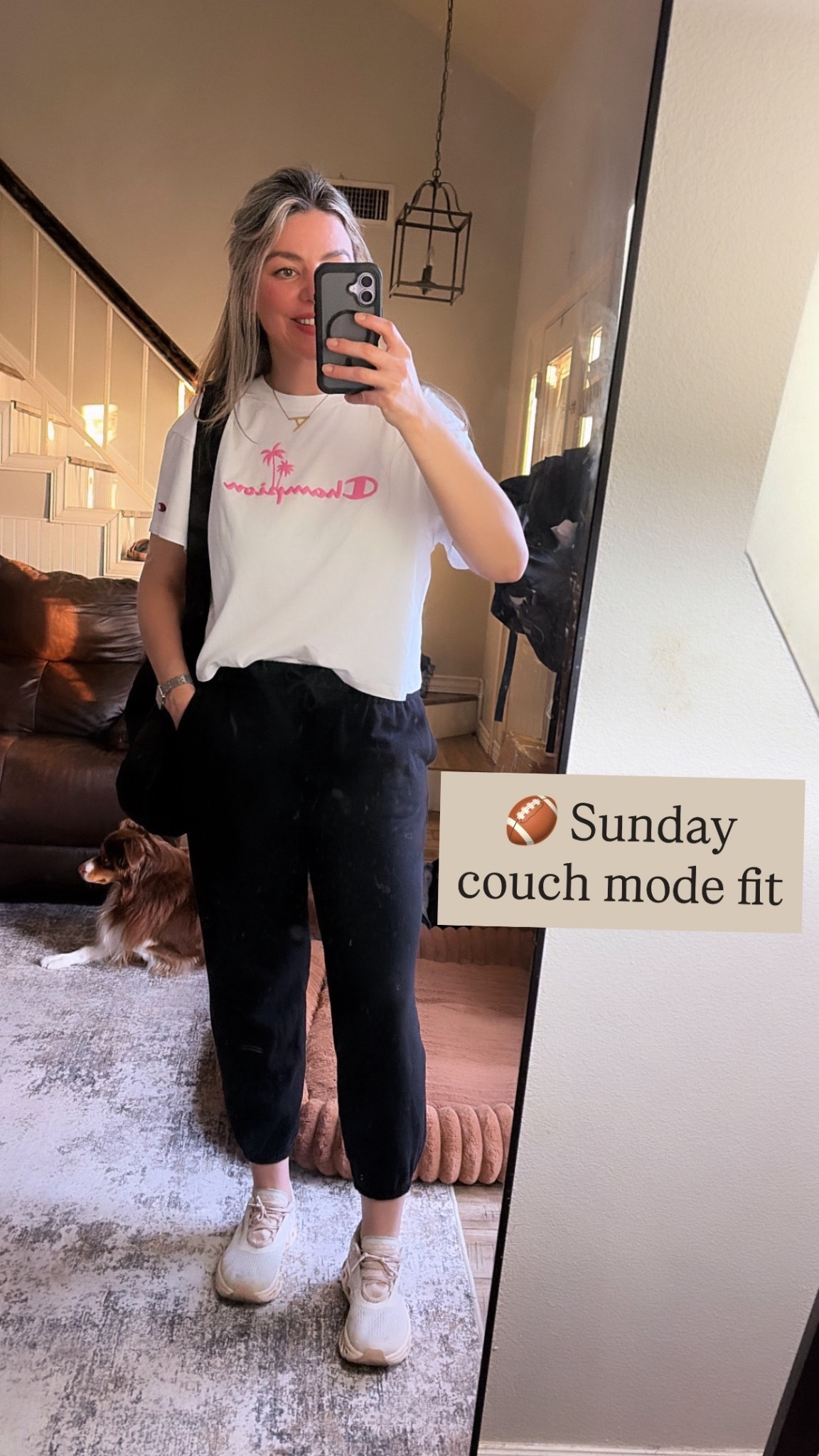 Love this cropped Champion tee! Wearing a large-fits boxy and oversized 