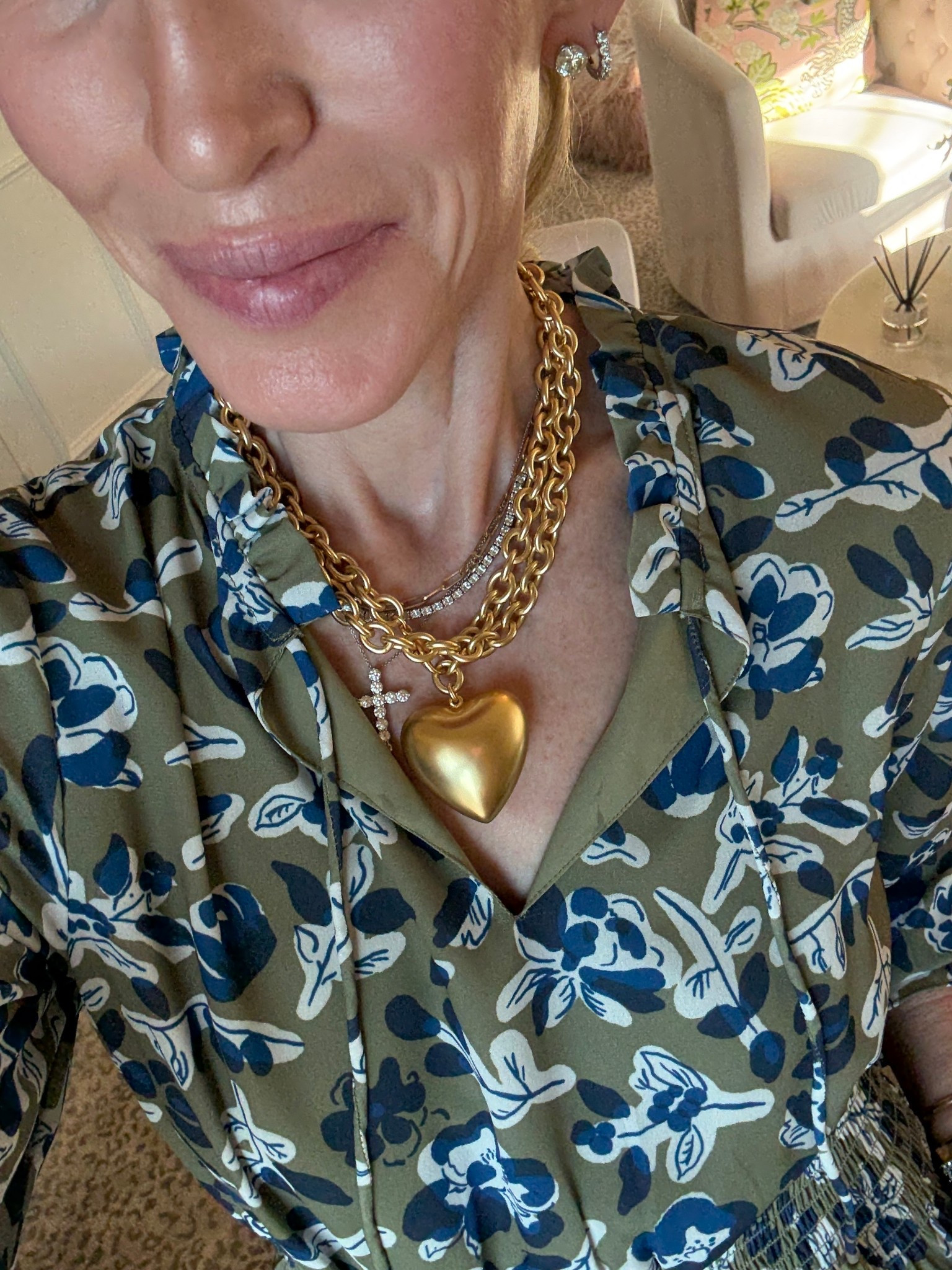 Loving this fun #puffyheart necklace
Makes a lovely gift for her!

#LTKStyleTip #LTKOver40