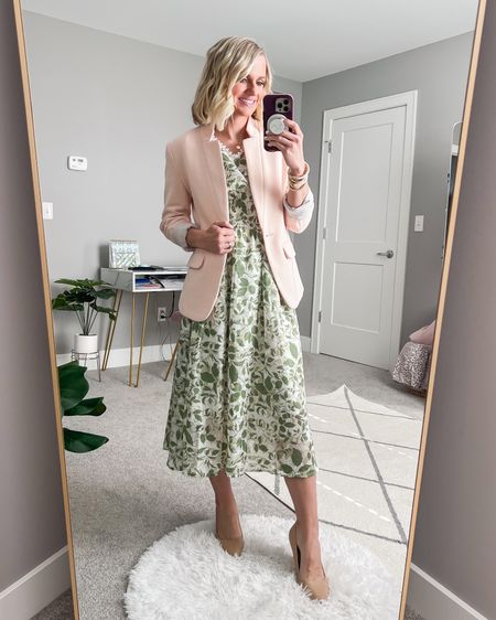 What I wore this week! 
Dress- not in stock, linked similar 
Blazer- xs (code: THRIFTYWIFE10 for 10% off)
Shoes- linked this years version 

#LTKfindsunder100 #LTKstyletip #LTKSeasonal
