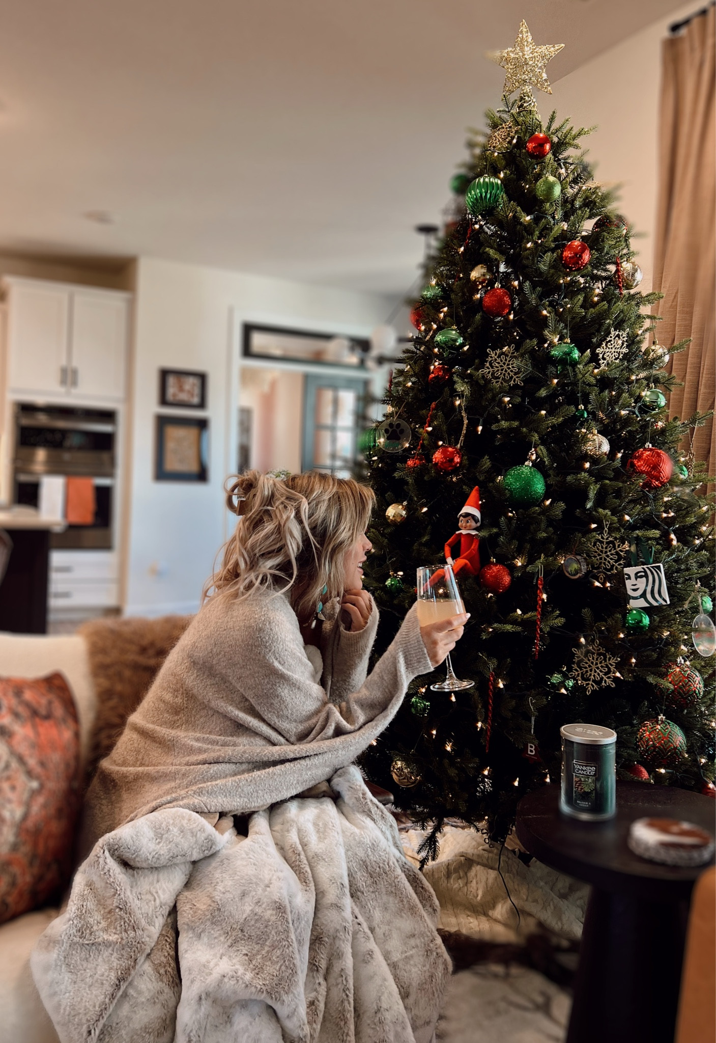 Just reminding Mistletoe our Elf that I too have been good this year and would really love it if Santa could bring Cort home soon 😂 ❤️now if I start really talking to this dang elf before the month is up - just go with it - a girl can hope for some Christmas magic! 

Santa did send me some new beautiful dishes, wine glasses, and cozy blankets from @walmart and I guess for now that will do 😉 what’s on your wish list this year?? 

Linked everything to LTK! 
#walmartpartner 

#LTKGiftGuide #LTKHoliday #LTKSeasonal
