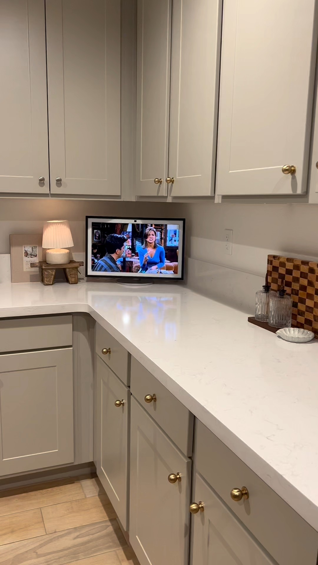 Kitchen knobs

#LTKHome #LTKFindsUnder100 #LTKSaleAlert