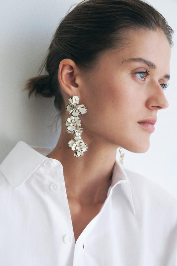 CONTRAST FLOWER EARRINGS | Zara US