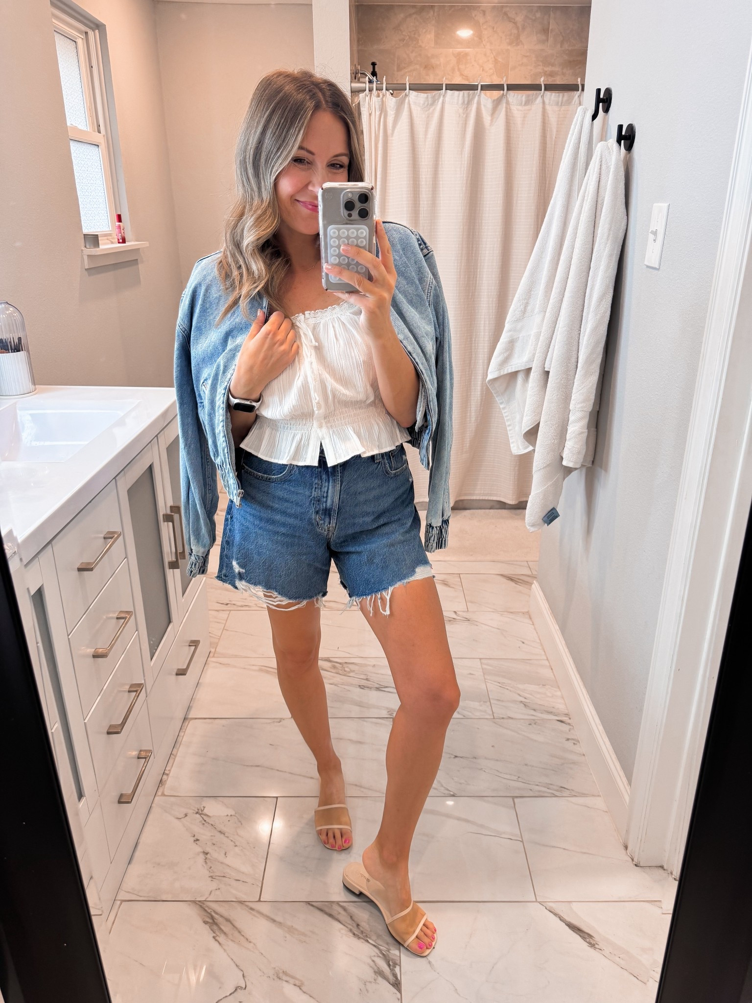 Shorts - TTS


#LTKOver40 #LTKgrwm #LTKootd