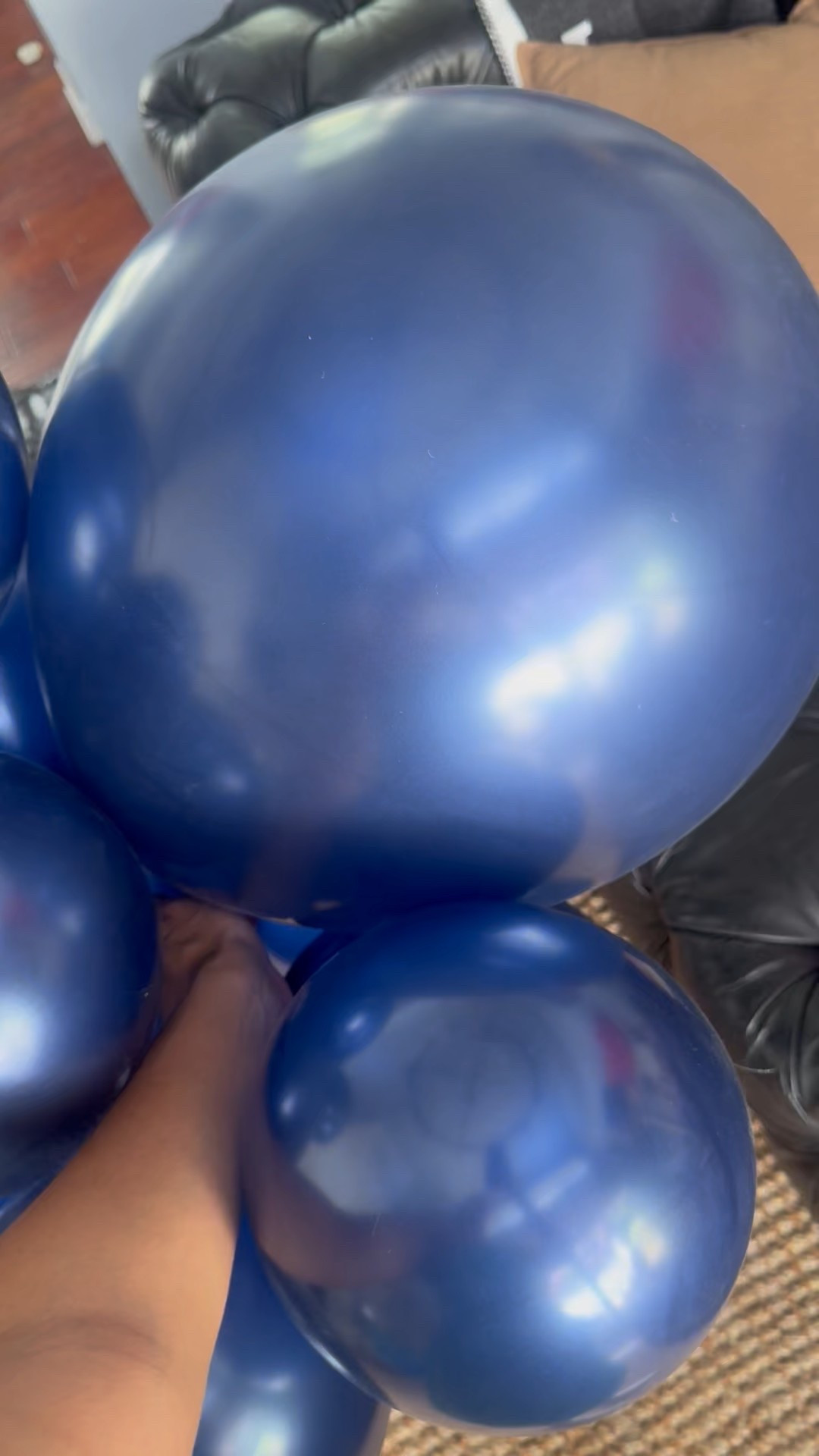 The prettiest navy blue balloons and I love that there are so many in the pack along with a great size varietyy 

#LTKParties