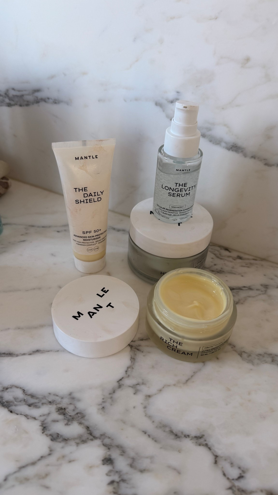 Code JOURNELLES für 25% off!! (Außer Sets)

#LTKbeauty