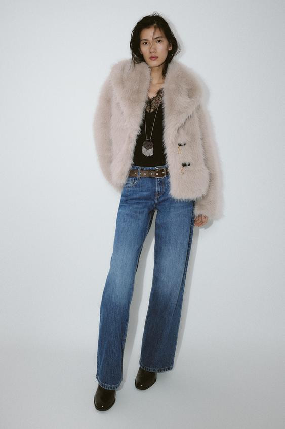SHORT FAUX FUR TOGGLE COAT | Zara US