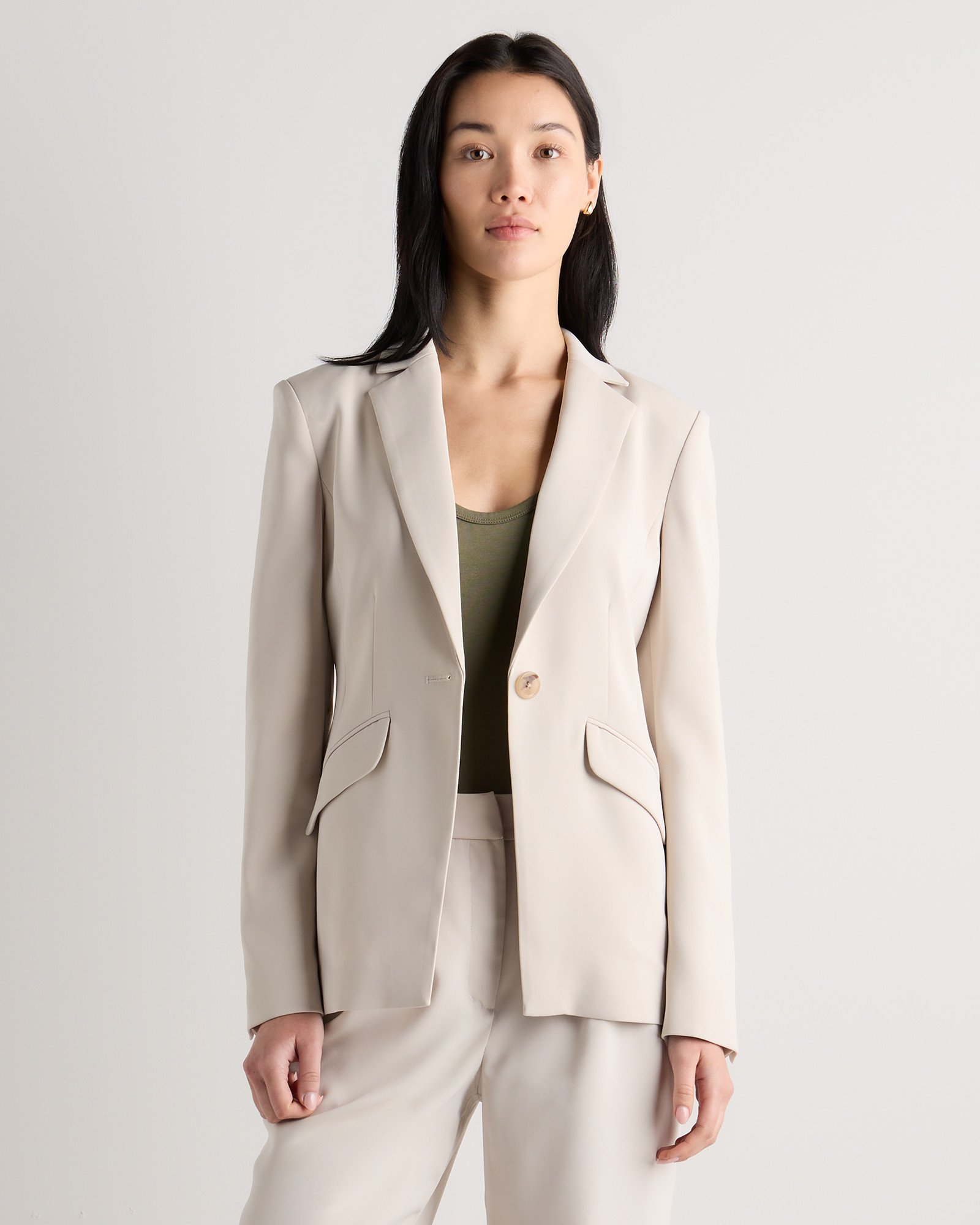 Quince | Women's Stretch Crepe Cinched Waist Blazer in Sand, Size XL, Recycled Polyester | Quince
