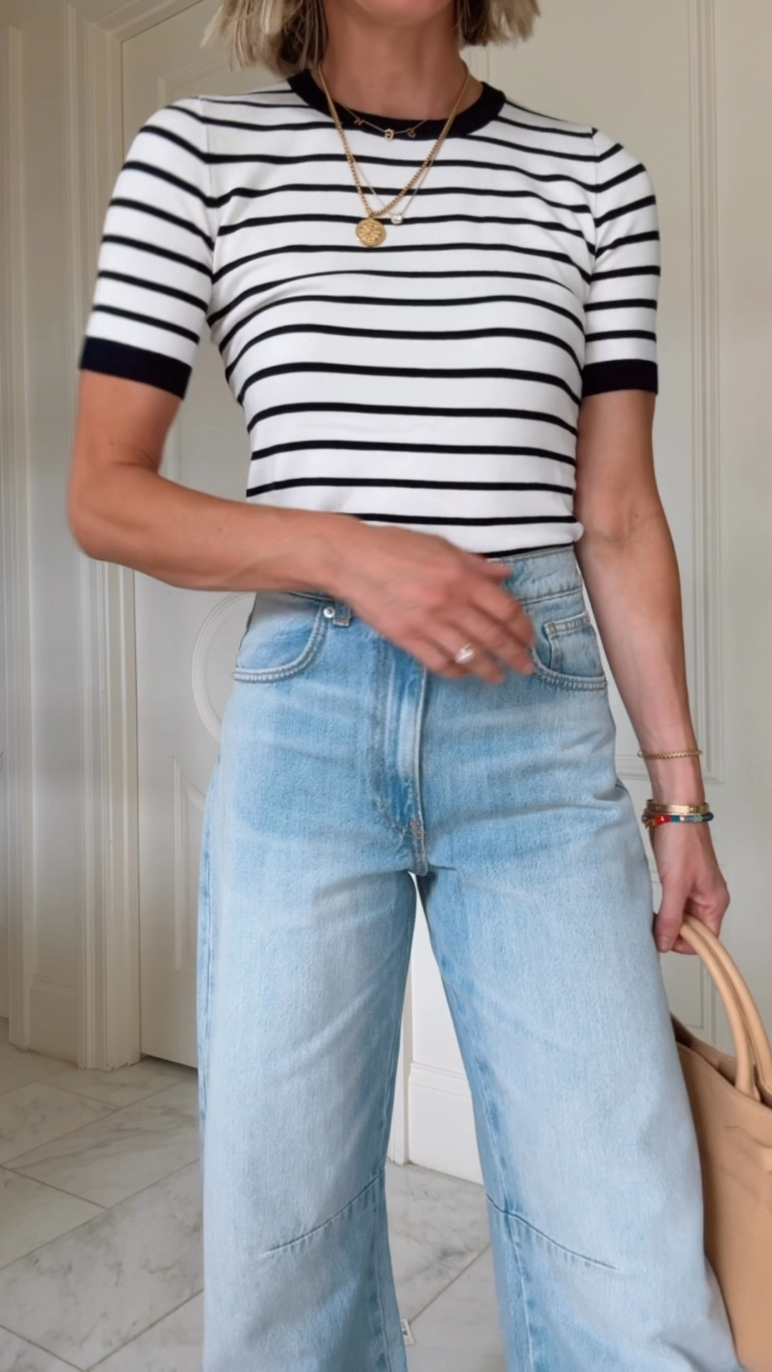 Zara Jean outfit. I'm wearing g size xs in my top and jeans fit tts wearing size 25

#LTKFindsUnder50 #LTKFindsUnder100