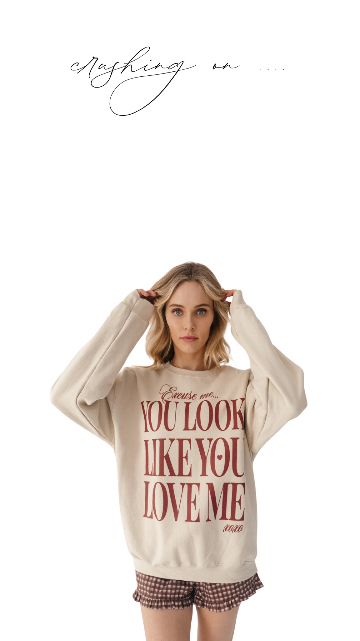 valentines sweatshirt // vday sweatshirt // valentines cozy vibe