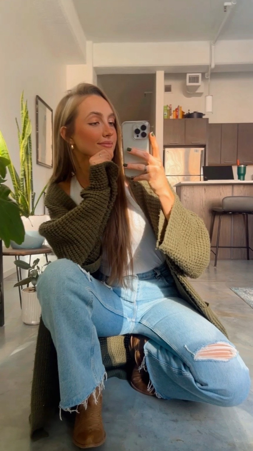 My go to fall outfit: light wash denim, boots, and a cardigan! 🍁

#LTKFindsUnder50 #LTKFallSale #LTKTall