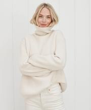 Cashmere Turtleneck | Jenni Kayne