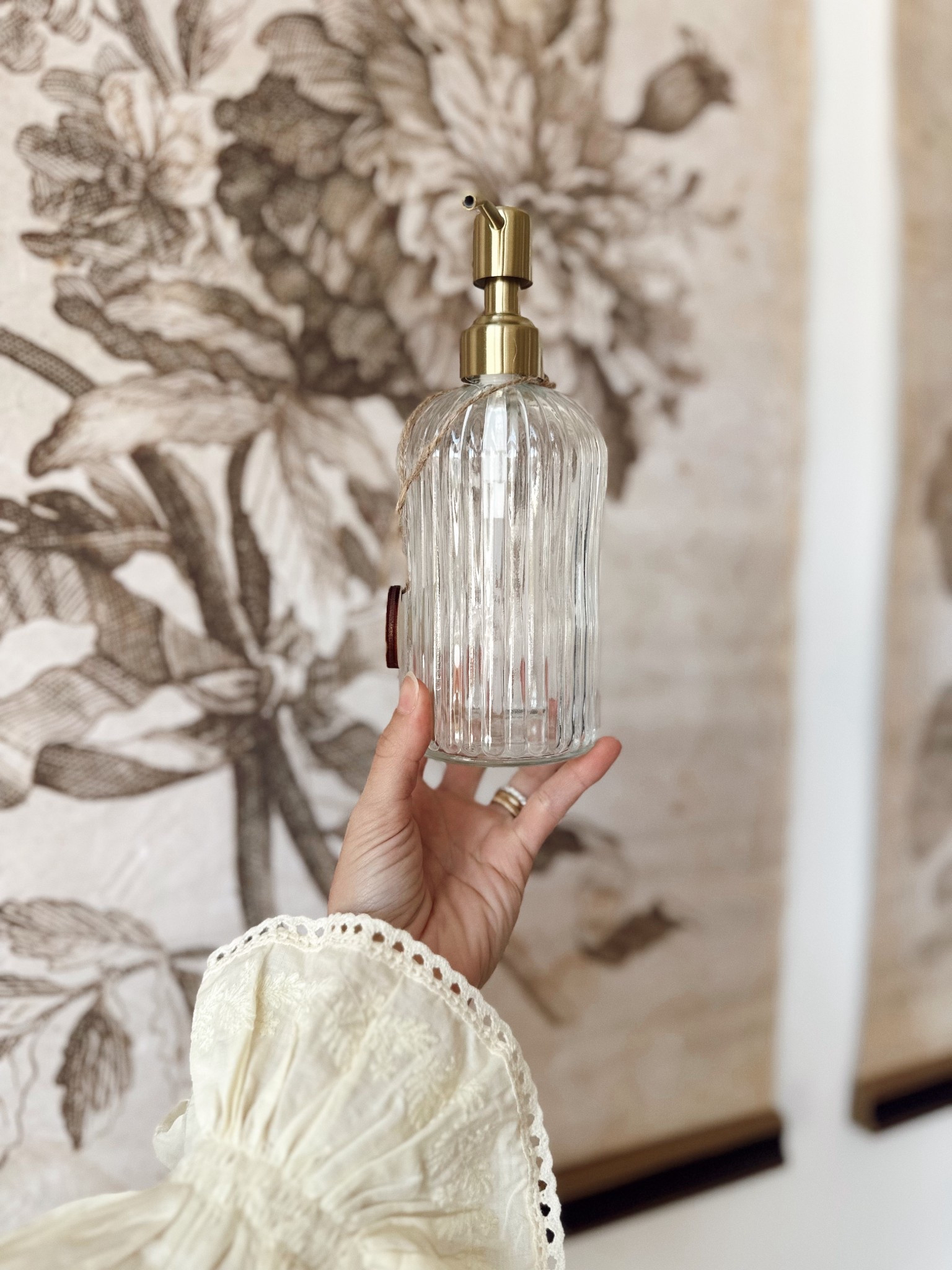 Cutie new “dish soap” 🧼🫧 I love the vintage feel to this glass + gold soap dispenser! ✨🌼🧺

#LTKFamily #LTKHome #LTKU