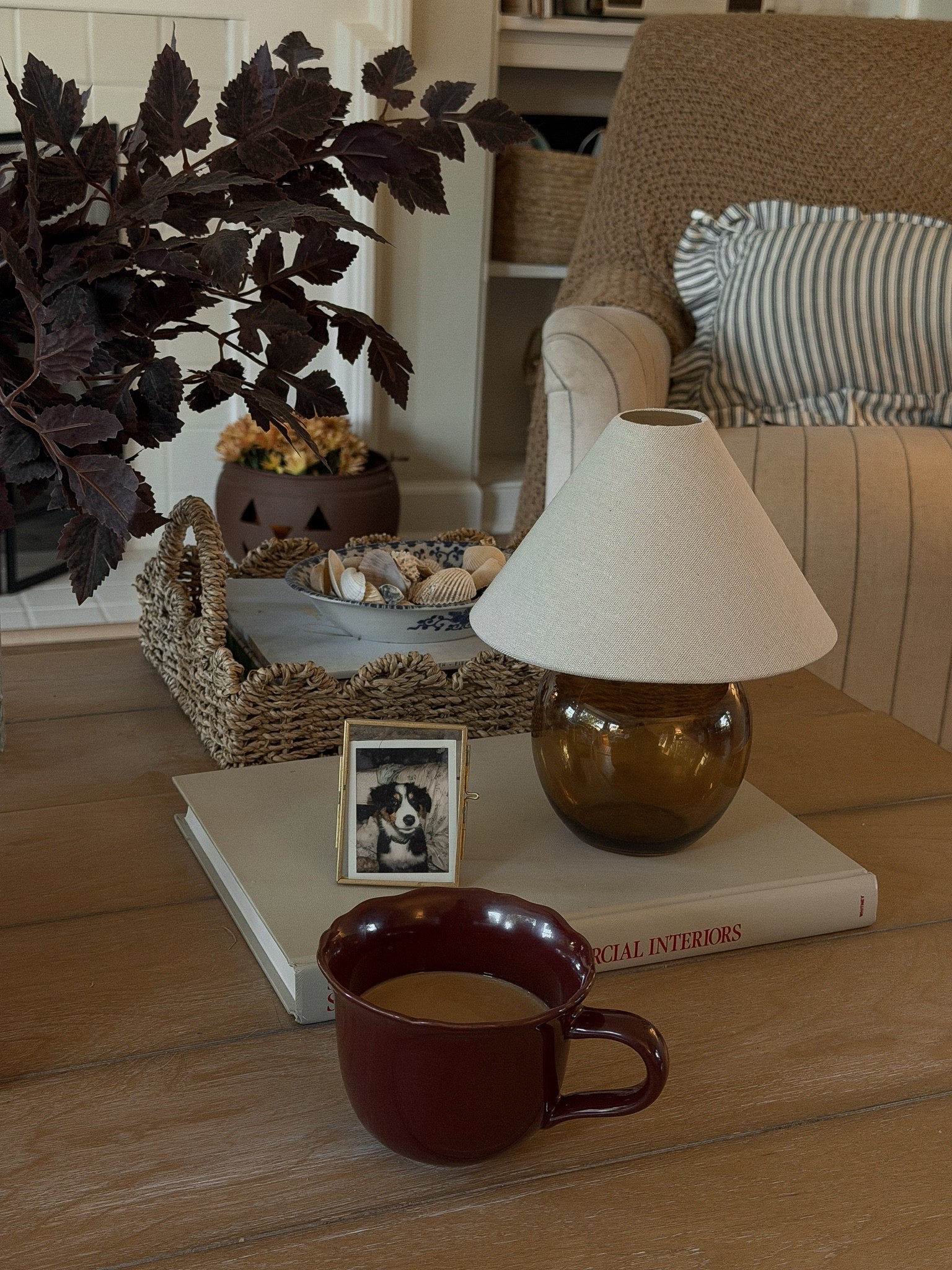 How cute is this $17 rechargeable touch lamp! It’s a perfect size for a shelf or on a coffee table. There’s 3 temperature settings too!

#LTKHome #LTKmomlife #LTKootd
