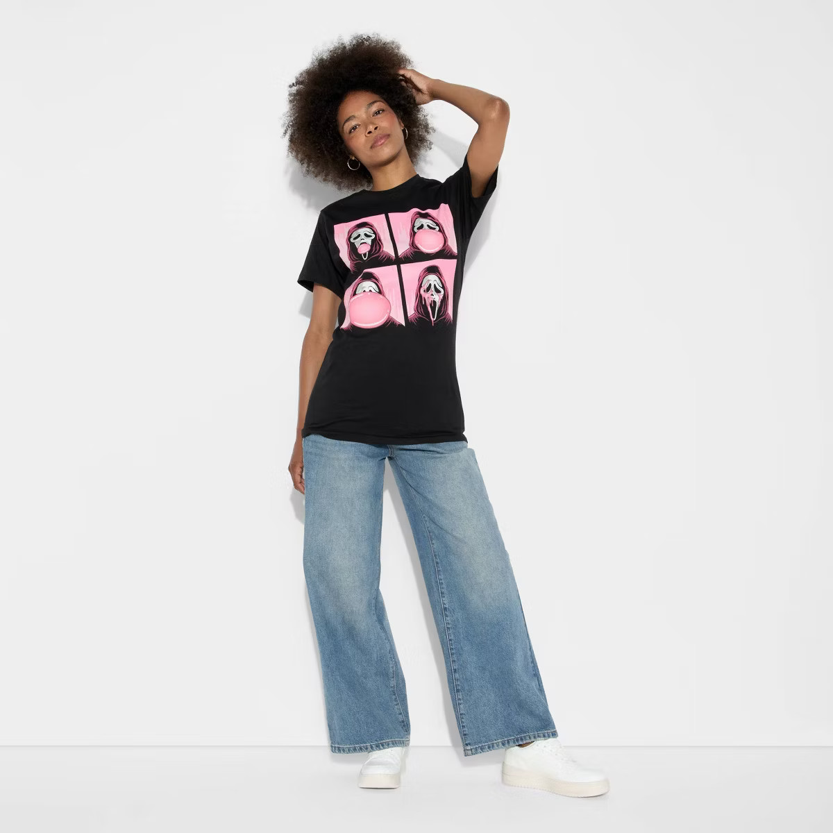 Women's Ghostface Boyfriend Short Sleeve Graphic T-Shirt - Black | Target