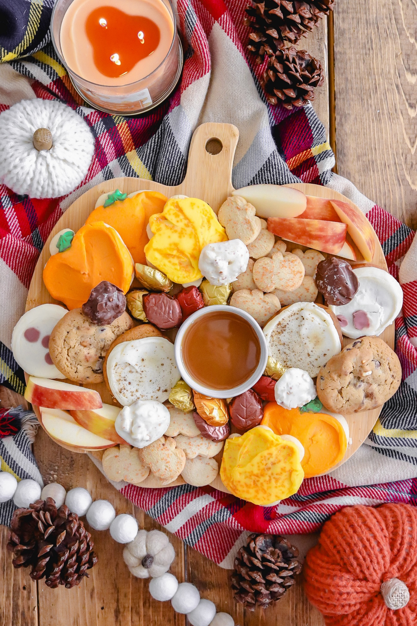 Cheryl’s Cookies Fall Treat Board

#ad / fall entertaining / cookie delivery / charcuterie board 

#LTKHome #LTKSeasonal #LTKFallSale