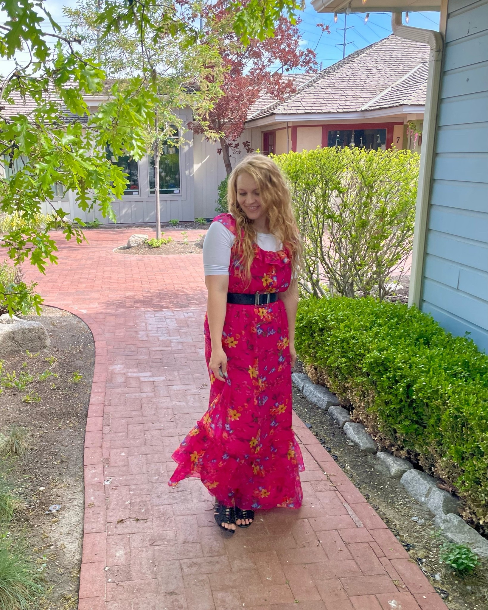 Pink is my thing🩷🌸💖
I love a beautiful floral dress for spring and summer🌸

#LTKMothersDay #LTKootd #LTKSeasonal