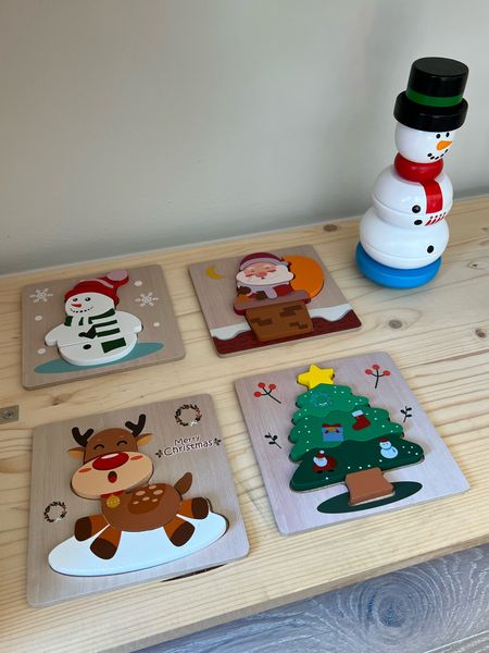 Christmas puzzles. Christmas toys. Toddler toys. Stackable snowman. Melissa and Doug