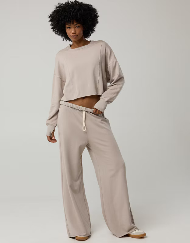 OFFLINE By Aerie OTT Fleece Super Wide Leg Pant | American Eagle Outfitters (US & CA)