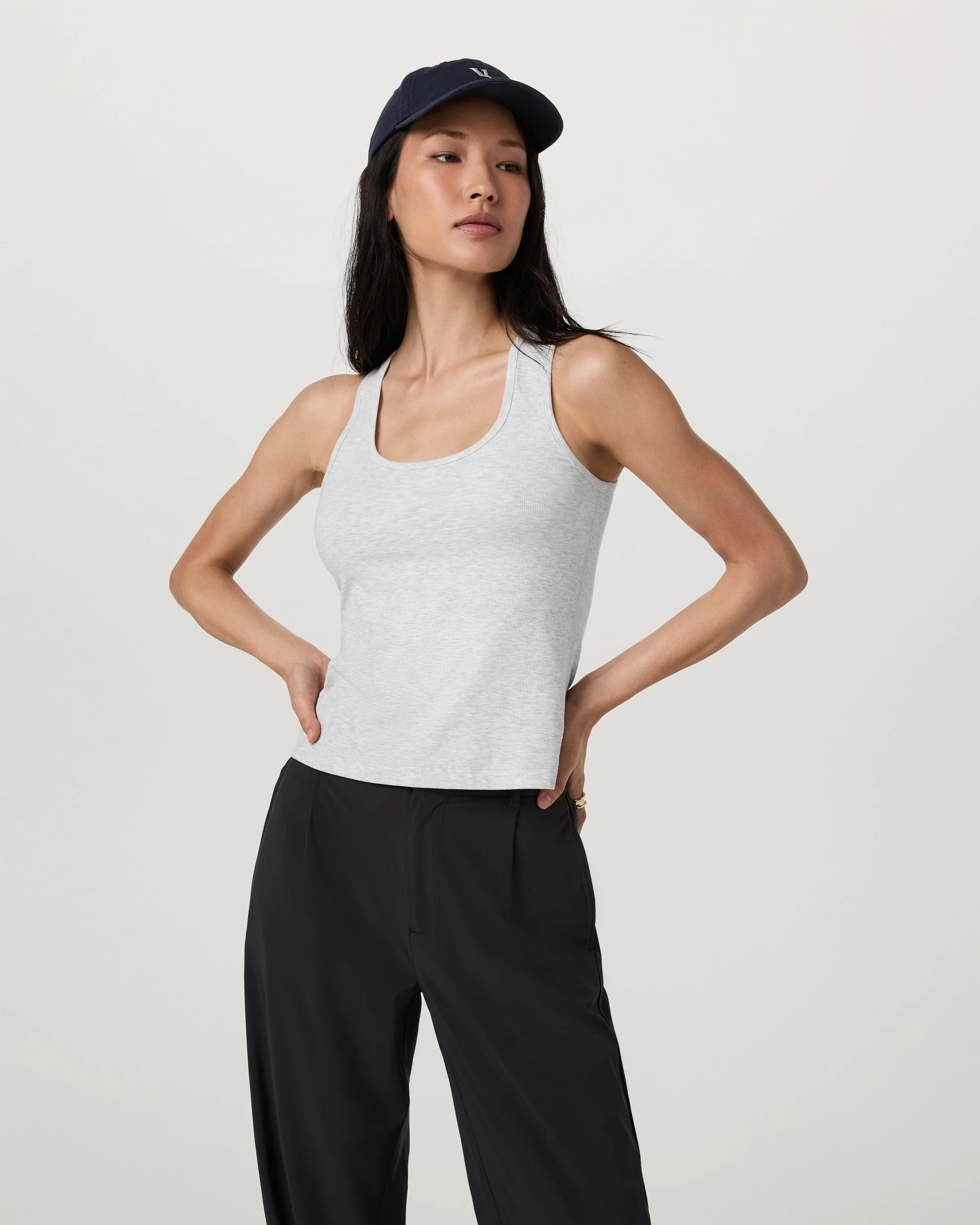 Pose Layering Tank | Women's White Heather Grey Tank Top | Vuori | Vuori Clothing (US & Canada)