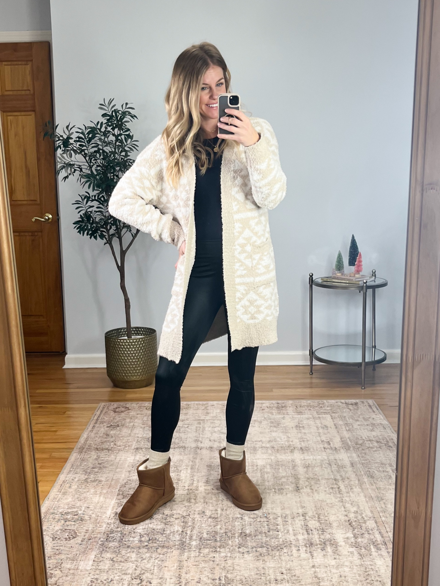 This cardigan is giving barefoot dreams vibes! It’s so soft and cozy. I am wearing a size XS. Available in a bunch of colors.

#LTKstyletip #LTKfindsunder50 #LTKfindsunder100