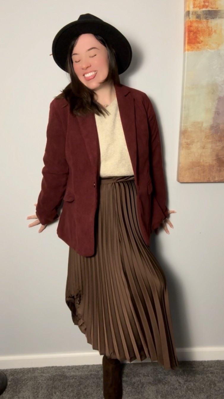 Can we just say obsessed? The winter holidays falls into the arms of this rich burgundy wine blazer. 😩❤️

#LTKHoliday #LTKSeasonal #LTKWorkwear