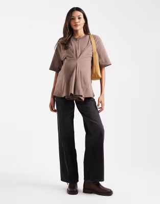 ASOS DESIGN Maternity wide leg dad jeans in washed black | ASOS | ASOS (Global)