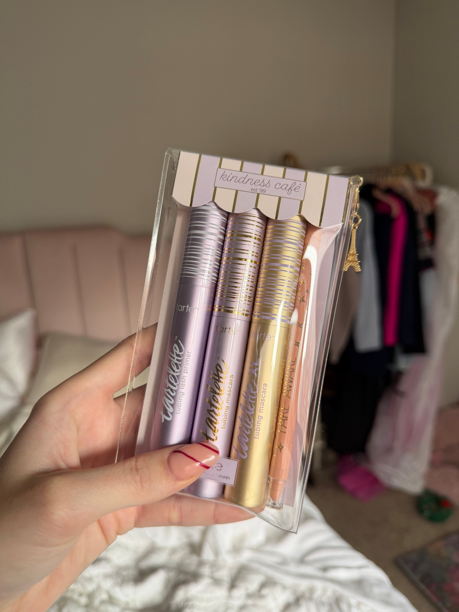 New mascara // tarte tubing mascara is THAT GIRL — but ow I have the whole set 😍

#LTKHoliday #LTKGiftGuide