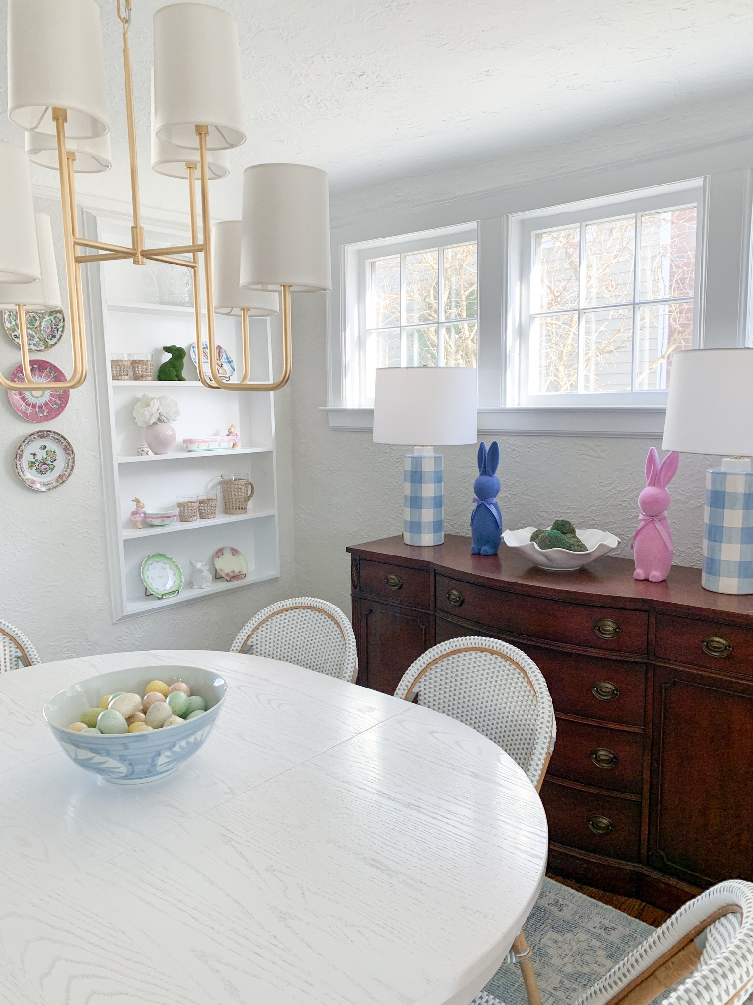 The bunnies are back!  Easter home decor in our dining room 

#LTKparties #LTKhome #LTKSeasonal