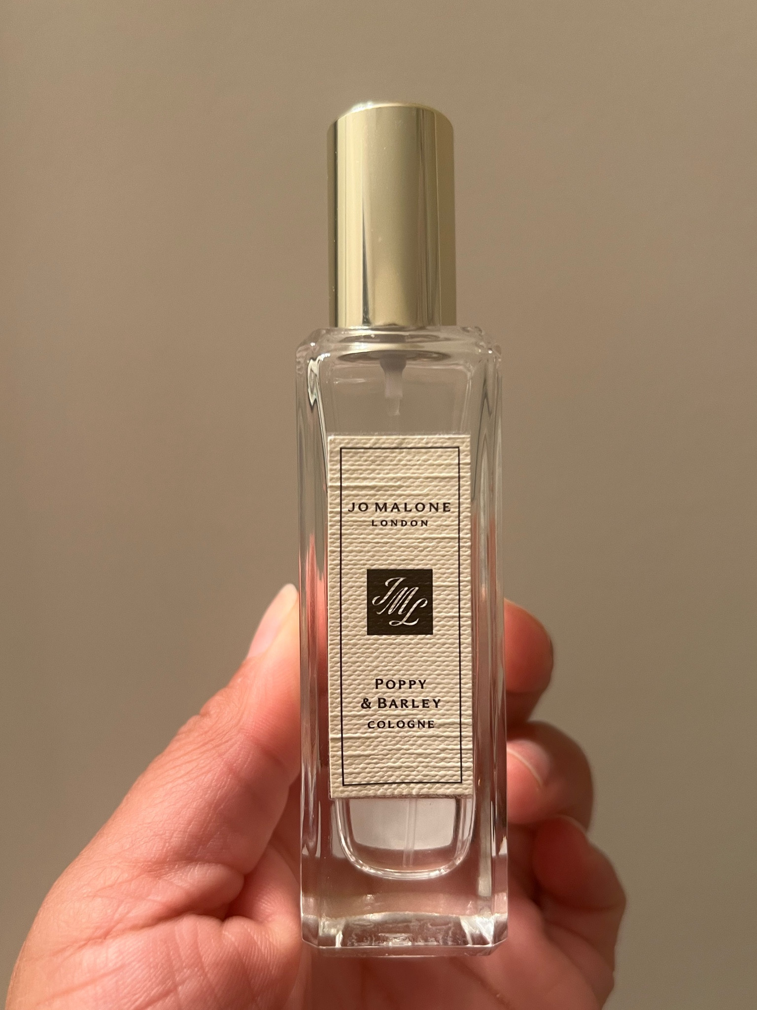 Jo Malone London Poppy & Barley Cologne…fruity floral…keynotes - blackcurrant (berries), poppy, barley…think of this as a warm, fruity scent. 

#LTKbeauty