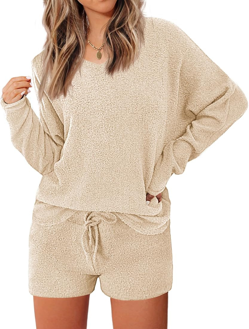 Ekouaer Women's Fuzzy Knit Long Sleeve Pajamas Set 2 Piece Sweater Top and Shorts Loungewear | Amazon (US)