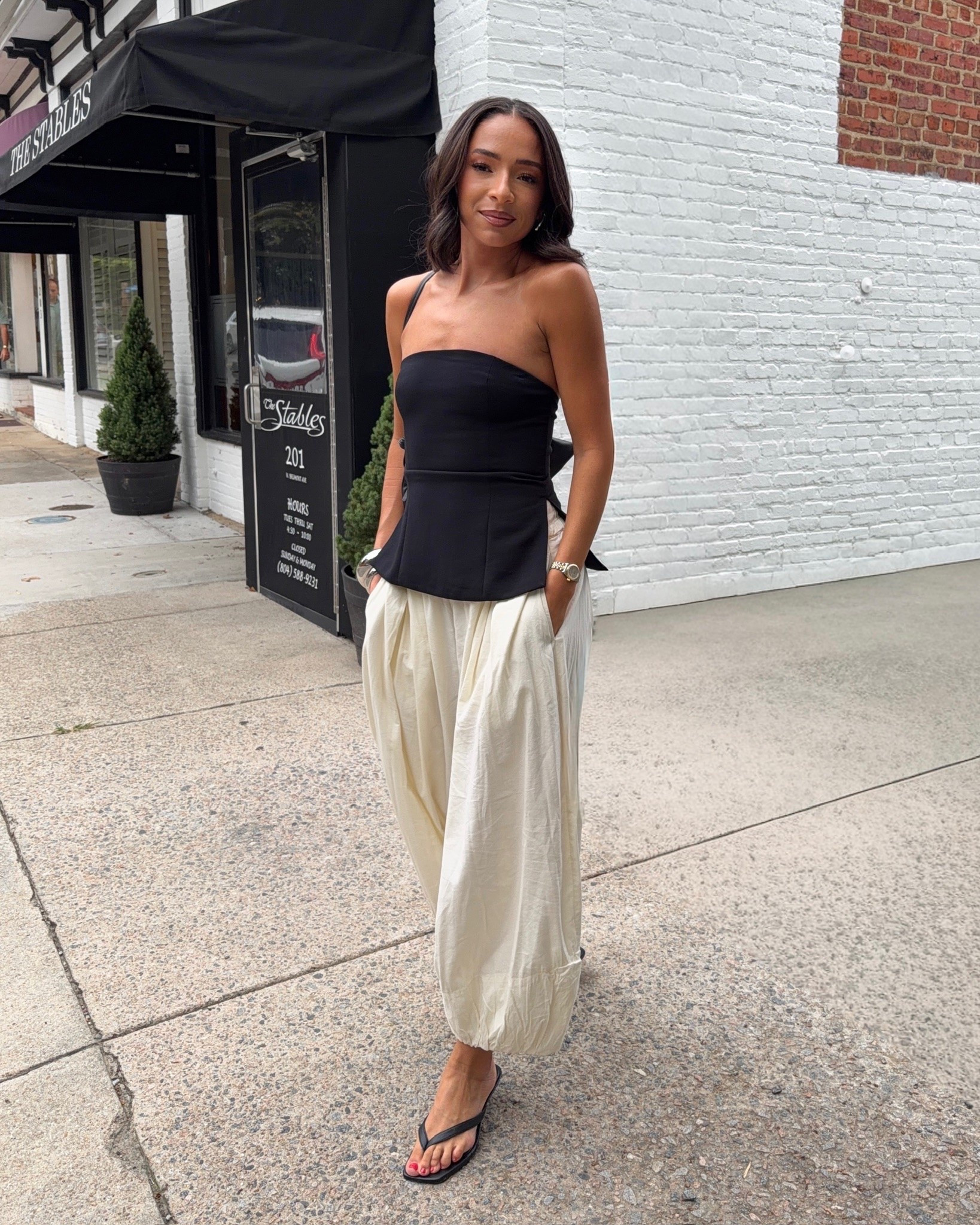 Chic summer dinner outfit! Wearing size 4 black tube top and size XS balloon pants (run big) - Great shape, pockets 🙌🏽, and they’re lightweight enough to wear on super hot days and they’re under $100!!

#LTKSeasonal #LTKmomlife