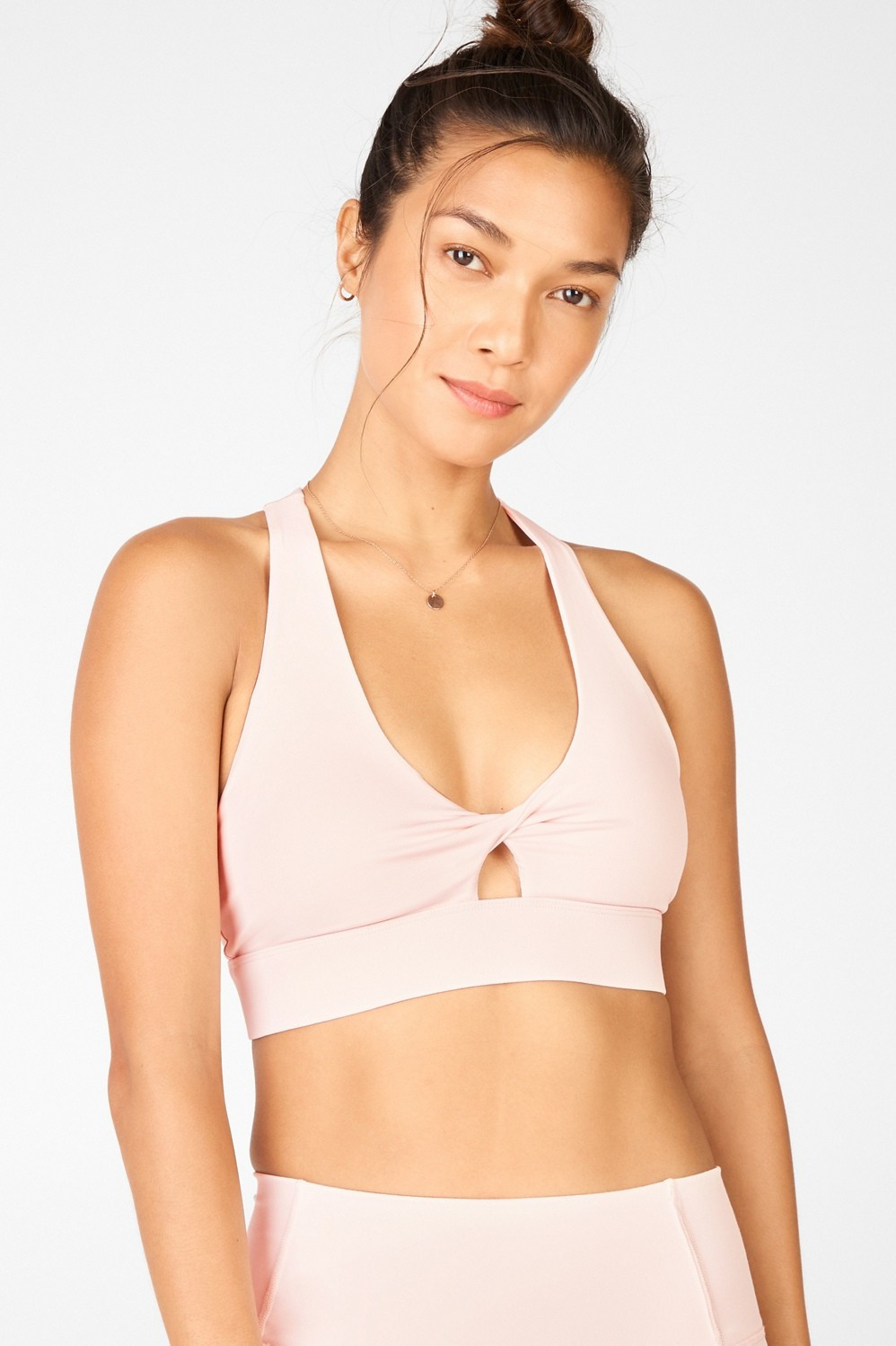 Oasis Twist-Front Sports Bra | Fabletics