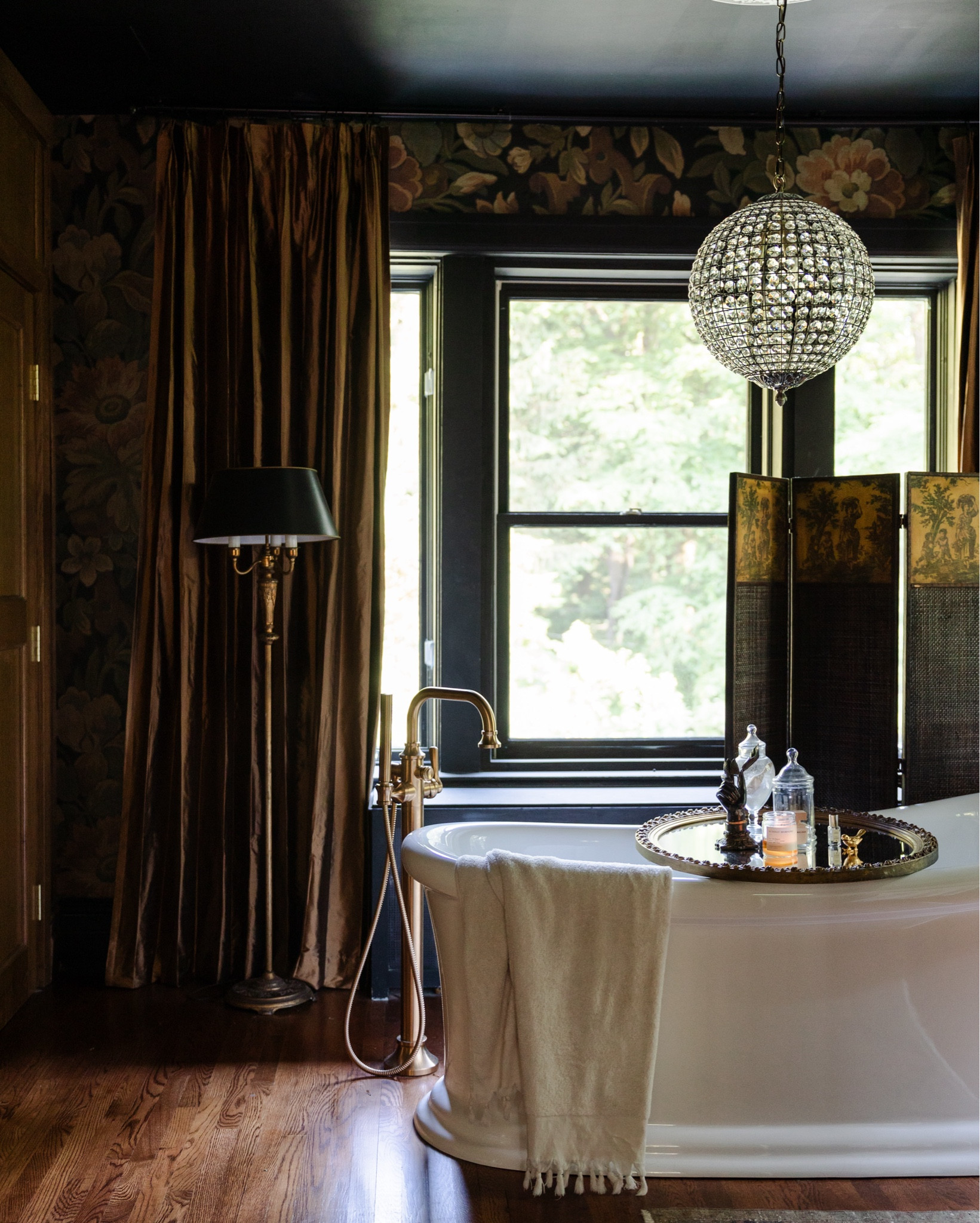 Shop Deb Foglia’s luxurious bathroom! #LTKhome 