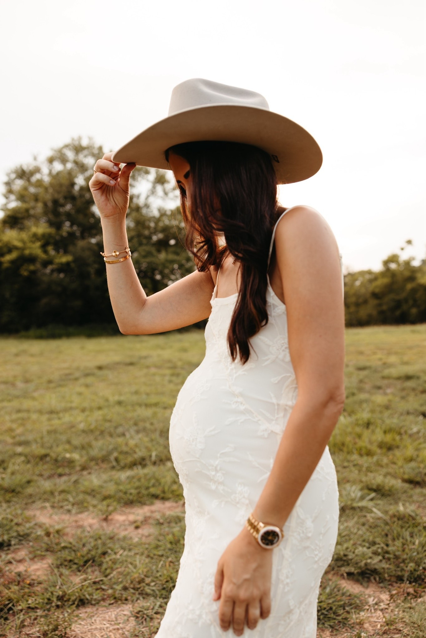 Fall family photos outfit ideas🫶🏼✨

fall family photos, fall family pictures, fall family outfit ideas, family photo session, nashville, mom of 3, Dede Raad, Dress up Buttercup 


#LTKStyleTip #LTKFindsUnder100 #LTKFamily