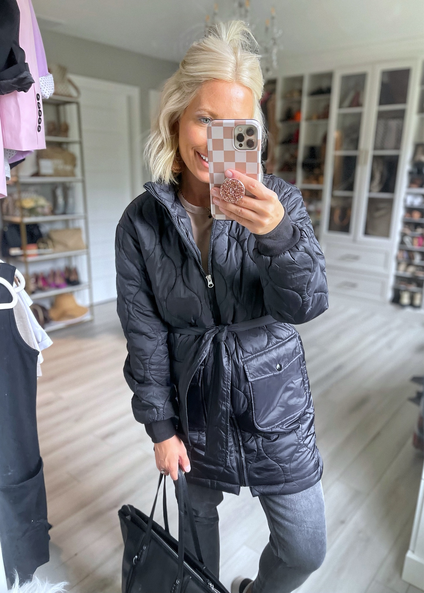 I am so impressed with this $30 jacket!!! I love the material, quilted print, and length!!!! It’s not bulky but still warm!!
Jacket small
Top medium
Jeans size 4

#LTKfindsunder50 #LTKSeasonal #LTKfindsunder100