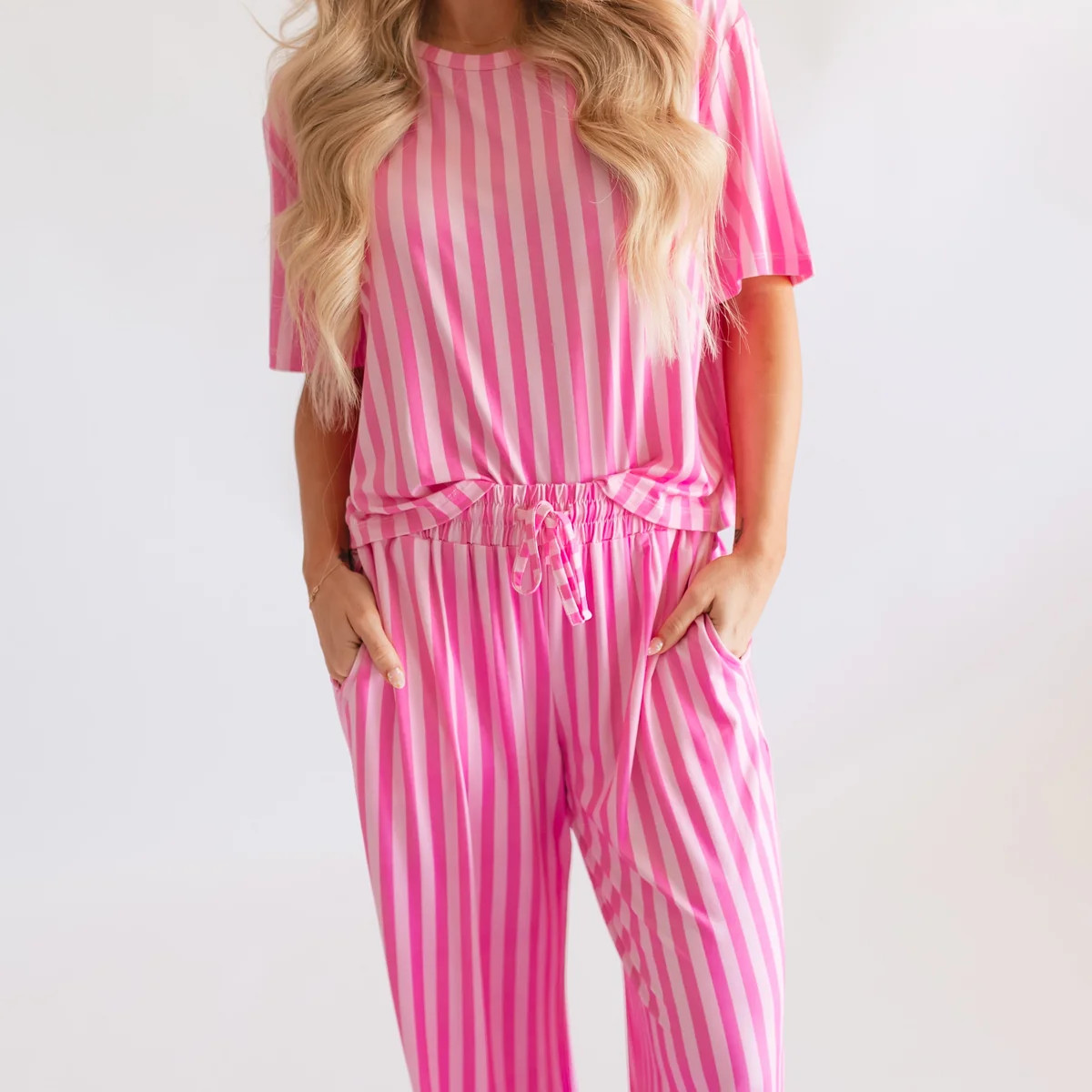 Women's T-Shirt and Pants Set in Pink Paradise | Silks Design