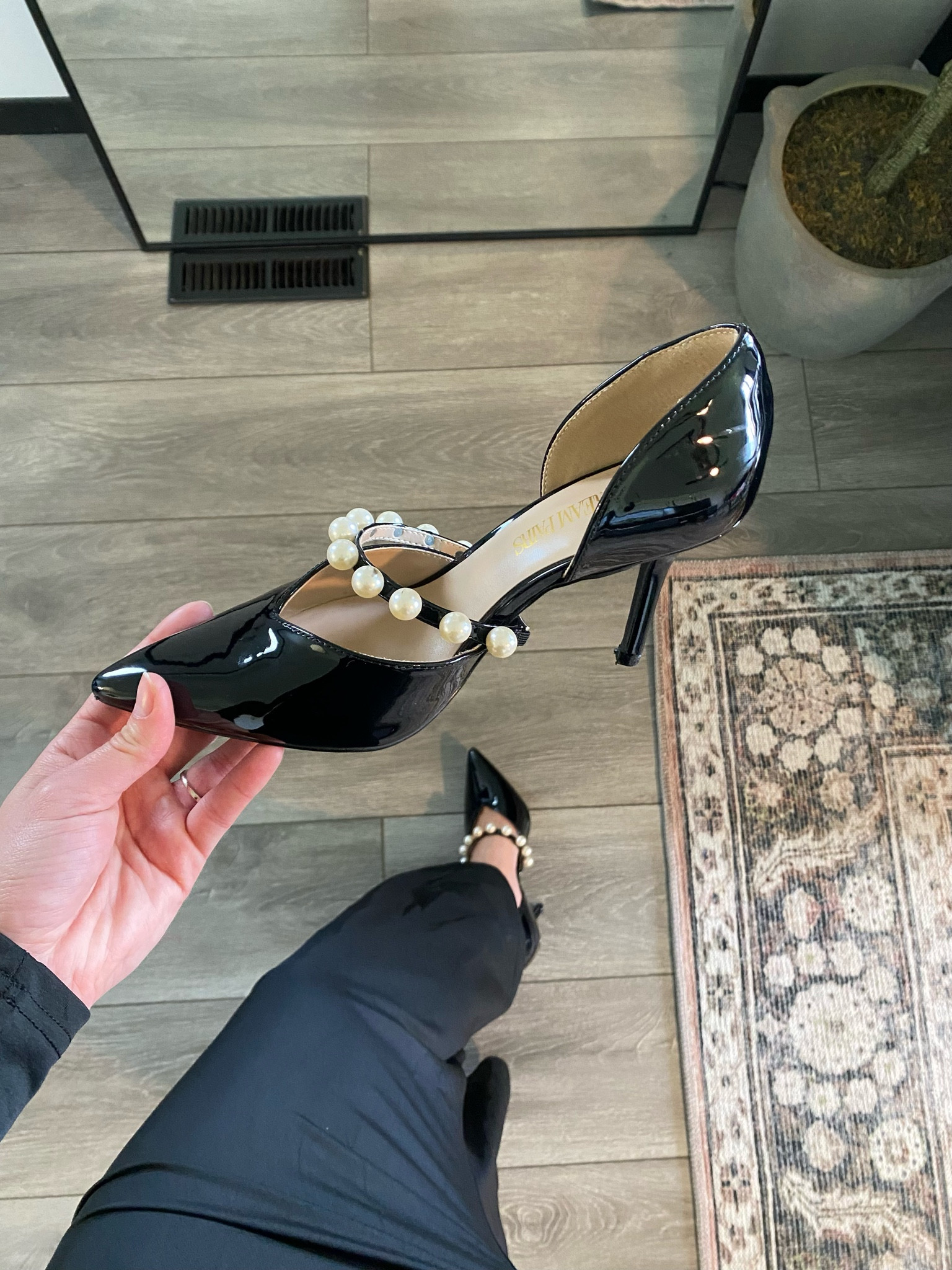 The most beautiful amazon heels!!

#LTKShoeCrush #LTKFindsUnder50 #LTKStyleTip