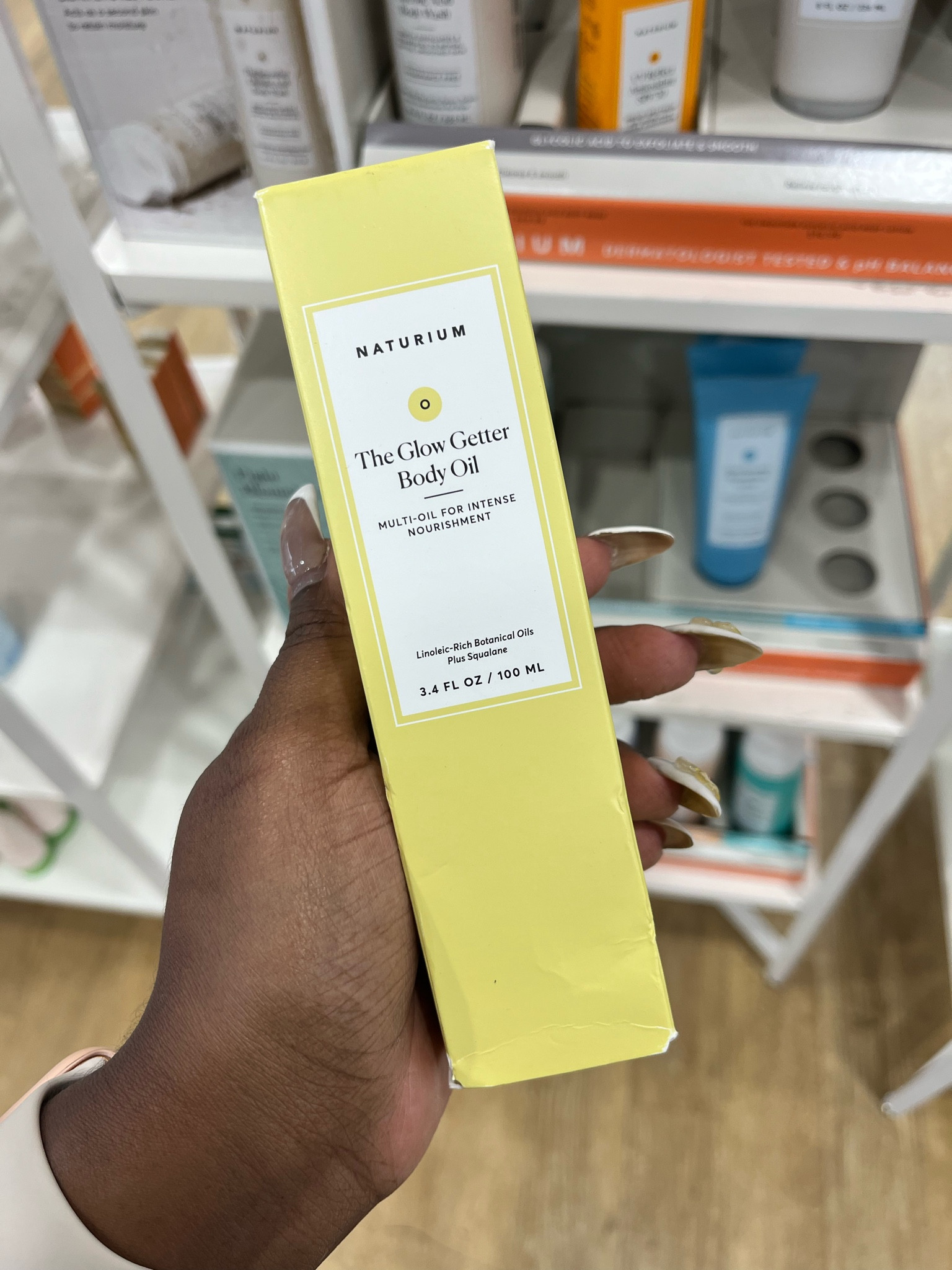 Who doesn’t love a good body oil?! You get the glow from the oil and it helps perfumes stay longer throughout the day! 

Naturium The Glow Getter Body Oil

#LTKBacktoSchool #LTKBeauty