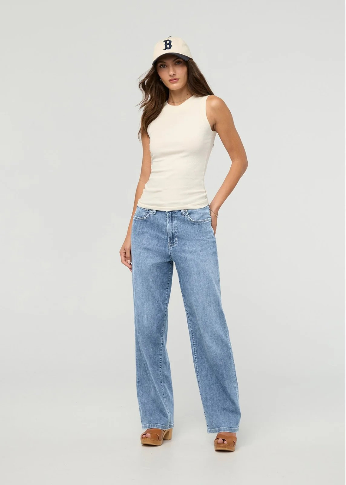 Performance Denim Lite High Rise Straight - Light Stone | DUER