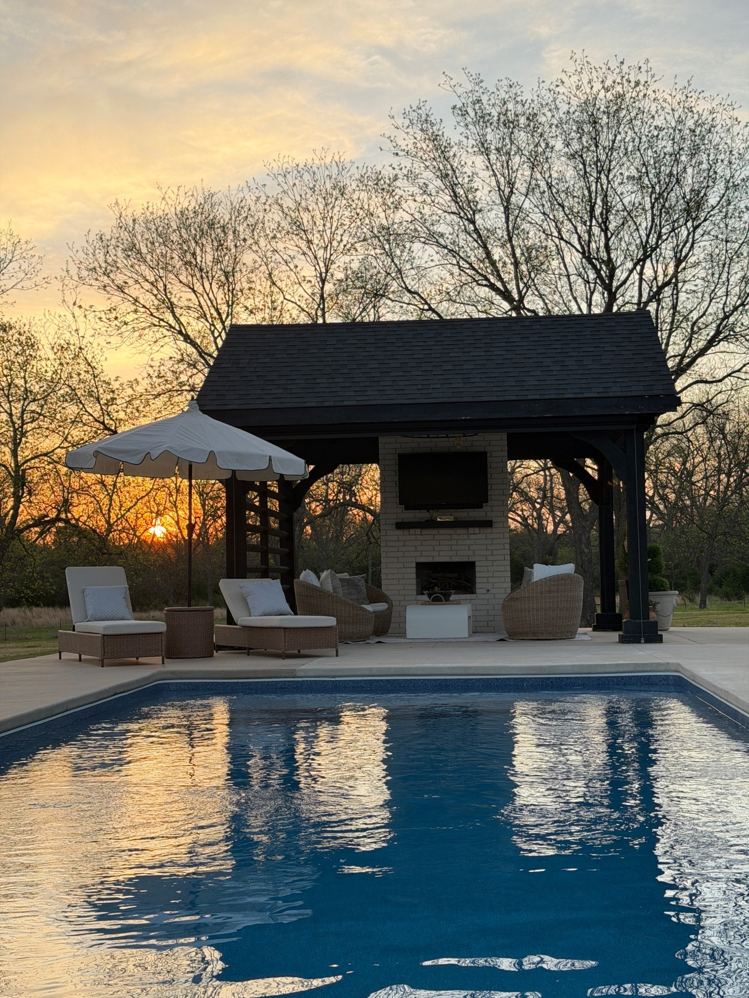 My chaise loungers still available in terracotta and blue! 

#LTKHome #LTKOver40