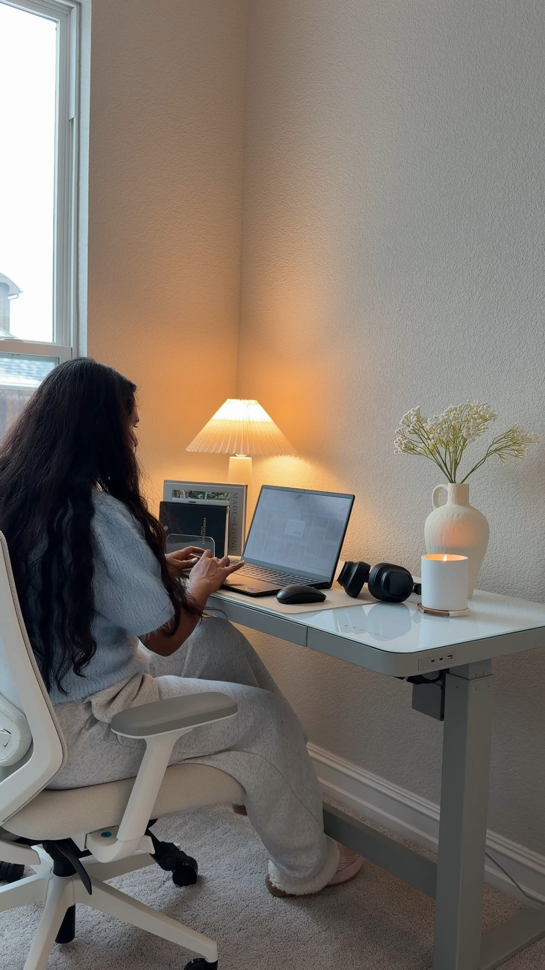 Creating a cozy work-from-home setup that actually feels good ✨ A comfortable workspace changes everything, and this chair makes it easy.
@branchfurniture 

#officebybranch #officechair #wfh  

#LTKHome #LTKdayinmylife #LTKvlog
