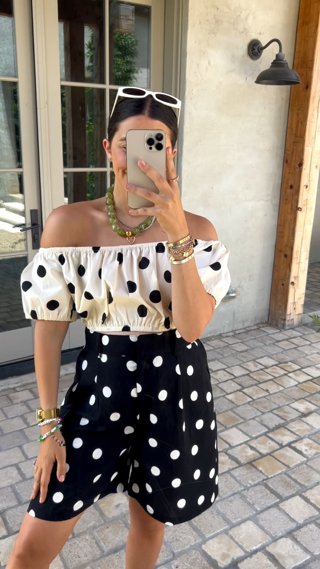 Top: medium 
Bottoms: 8

Dressupbuttercup.com #dressupbuttercup #dederaad

#LTKootd #LTKmomlife #LTKSaleAlert