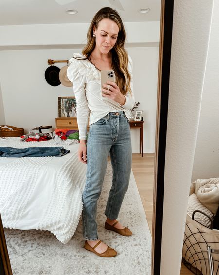 Vintage Levi’s dupes for under $200. Doen Diana jean in Biscay wash. 100% cotton, size down for closer fit as they’ll stretch with wear. Wearing a 25.

#doen
#denim
#straightlegdenim 

#LTKFind