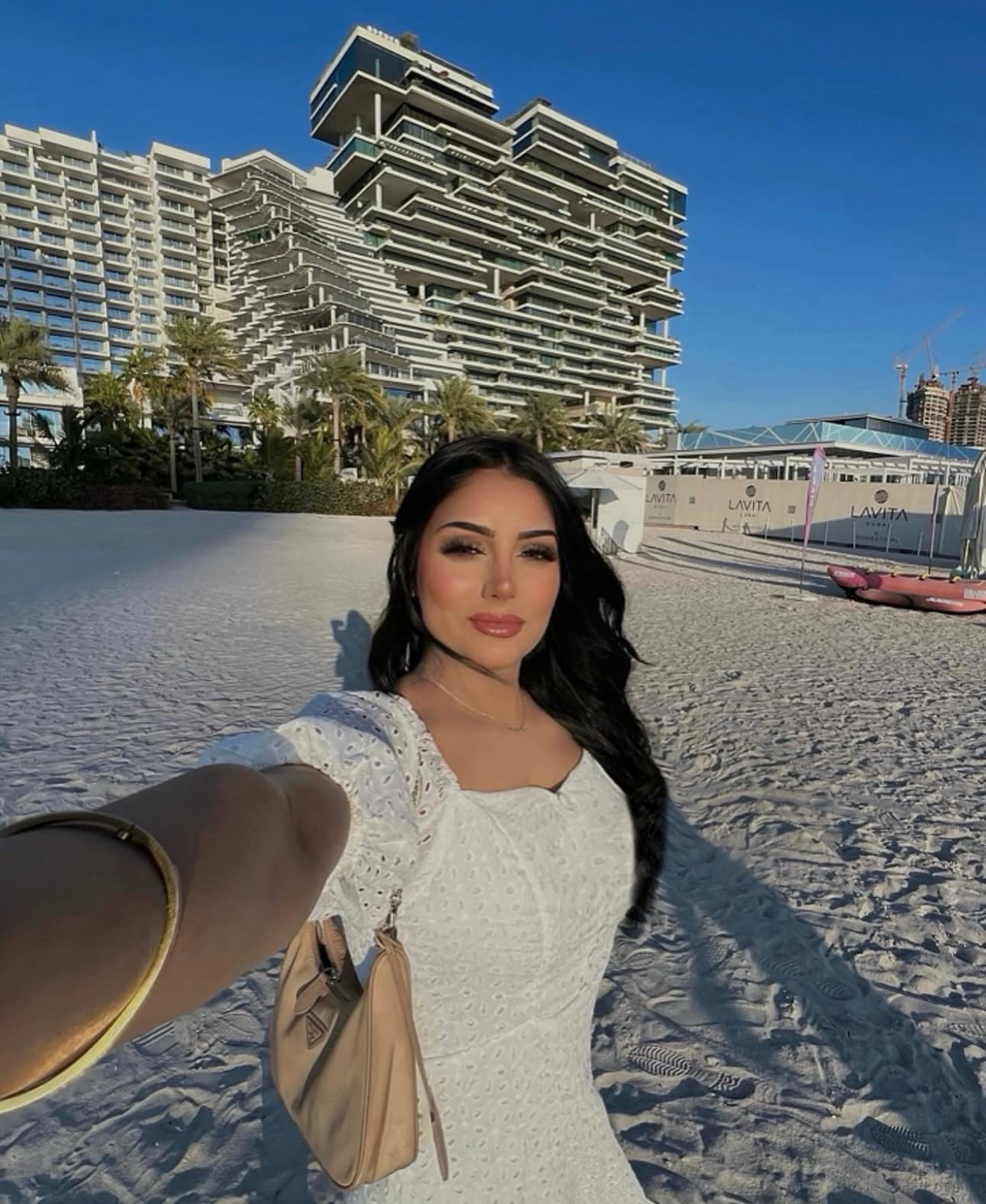 dress: https://amzn.to/4dZwwNw
paired with a pair of pants since it’s a mini dress