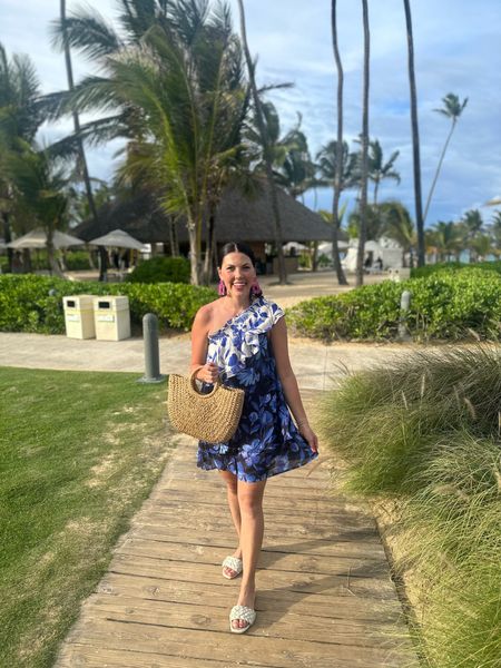 The cutest vacation dress! Perfect for Greece!  It runs small.
I’m wearing an xs for length but could have done an xxs and I’m normally a small/medium in dresses! 

#LTKtravel